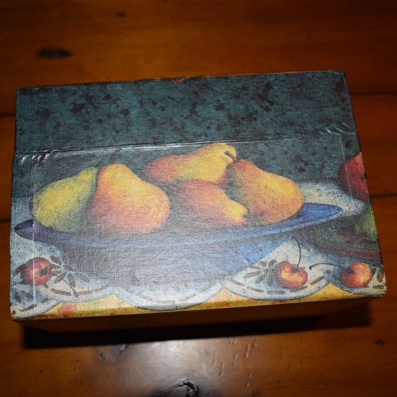 Main Street Press 4"x6" Recipe Card Box - Picture 1 of 16